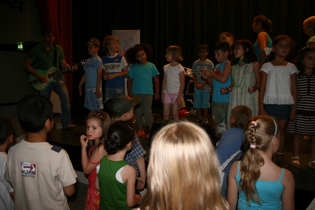 gal/2009/2009 Saitentwist Bildungszen Gelsenk aktiver Ferienstart 02.07/2009 Saitentwist Bildungszen Gelsenk aktiver Ferienstart 02.07. 067.jpg